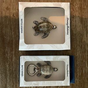 Tommy Bahama Bottle Stopper & Opener.